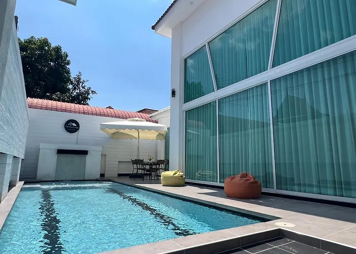 Siam-Cityhouse Pattaya Luxury Pool Villa-Jacuzzi- Walking St 10Min