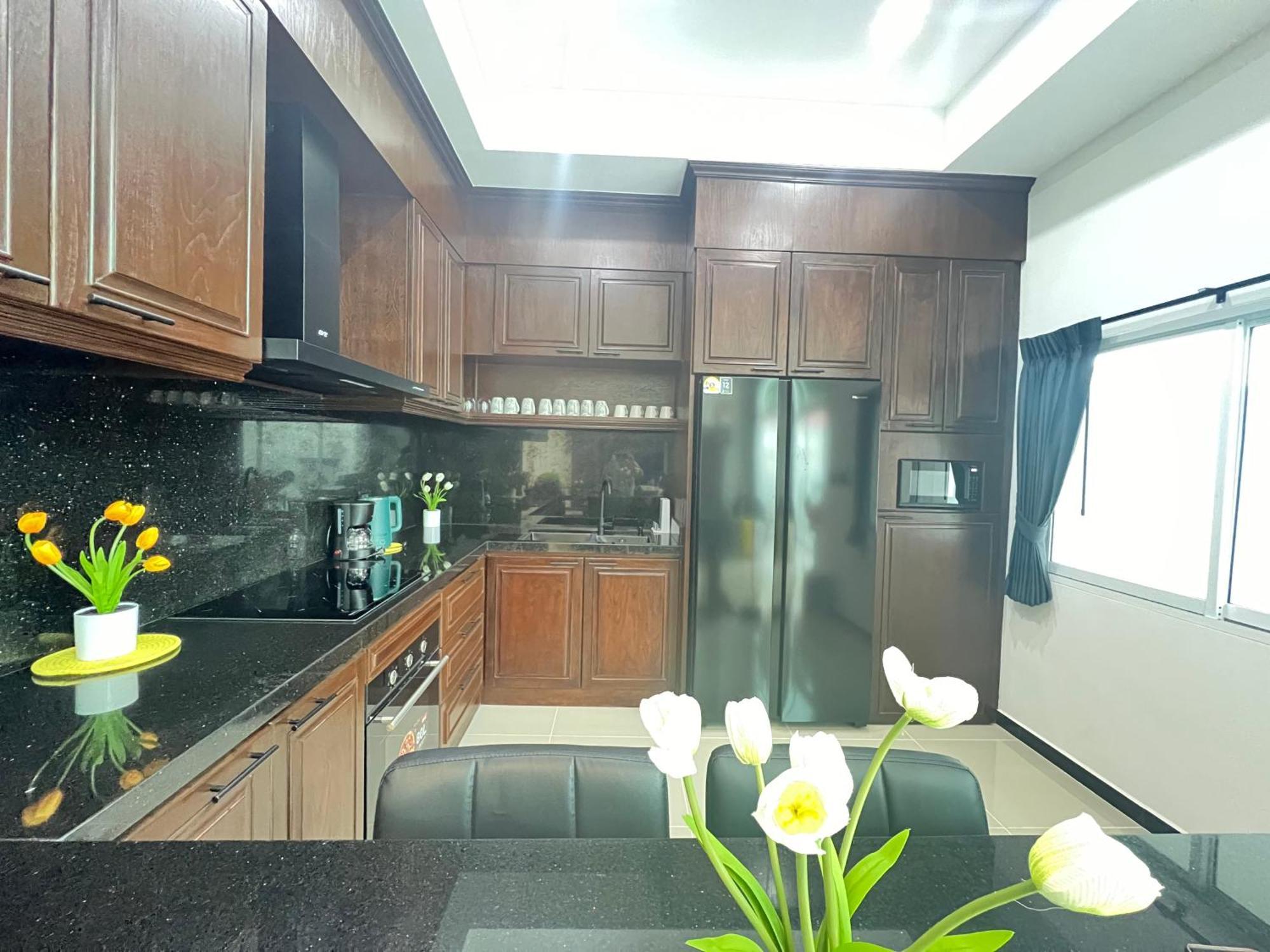 Villa Siam-cityhouse Luxury Pool Villa-jacuzzi- Walking St 10min Pattaya