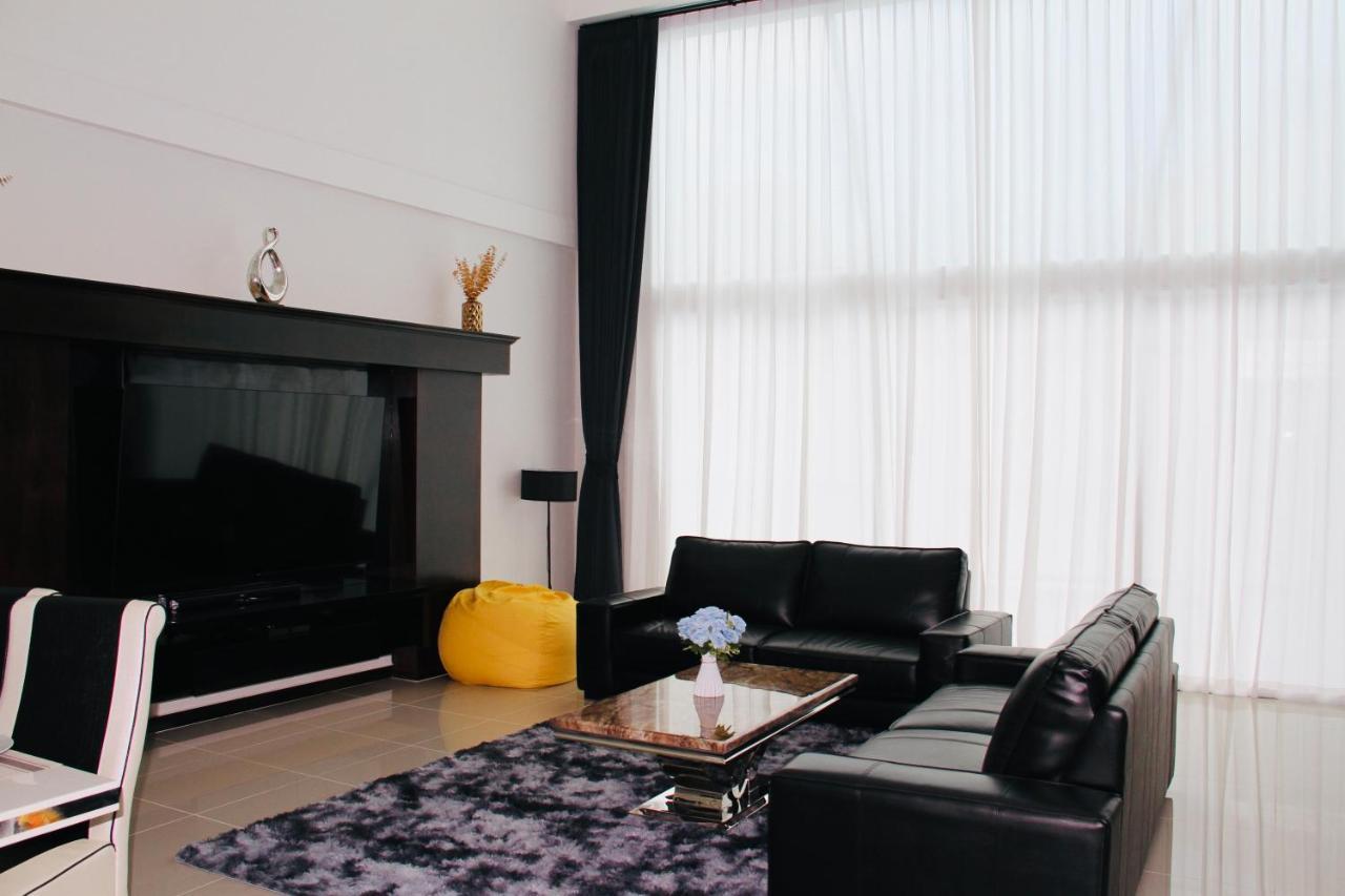 Villa Siam-cityhouse Luxury Pool Villa-jacuzzi- Walking St 10min Pattaya