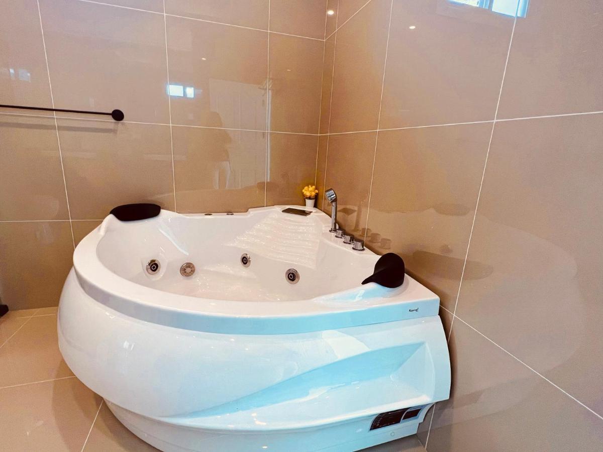Villa Siam-cityhouse Luxury Pool Villa-jacuzzi- Walking St 10min