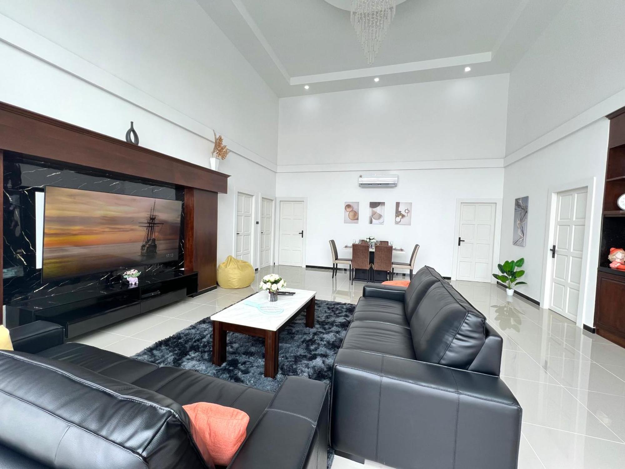 Villa Siam-cityhouse Luxury Pool Villa-jacuzzi- Walking St 10min *